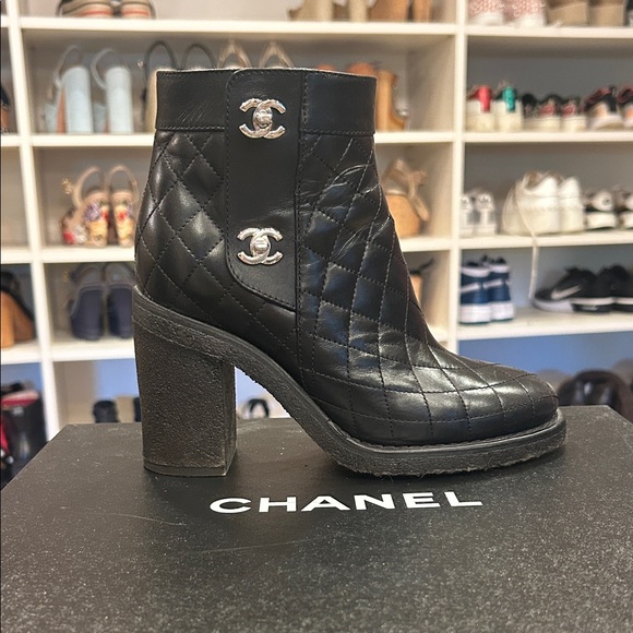 CHANEL Black Quilted Ankle Boots - Picture 1 of 11
